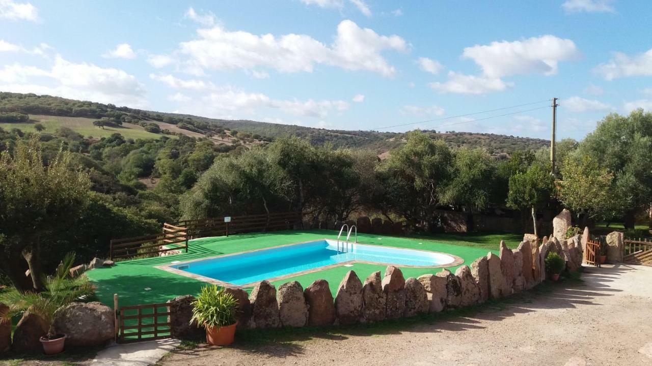 Agriturismo Sa E Padedda Mores Exterior photo